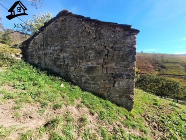 Terreno en venta en Vega de Pas, Cantabria