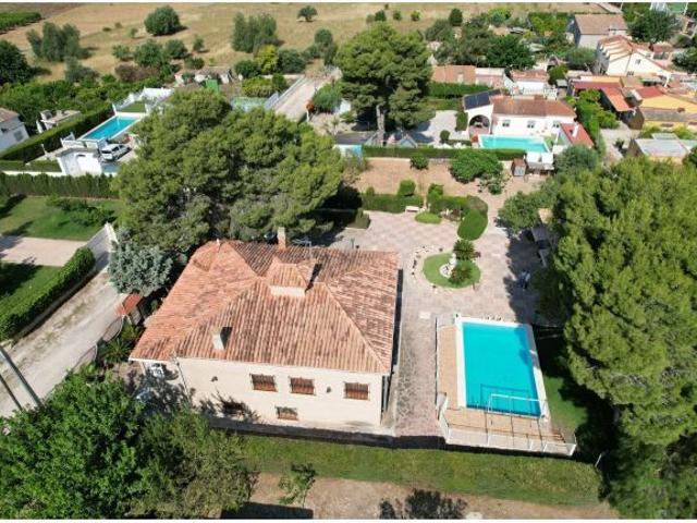 Casa en venta en Urbanització Vistacalderona, el Camp de Túria