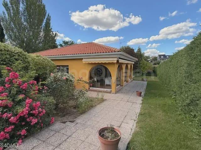 Casa Rural en venta en Villaviciosa De Odón, Madrid