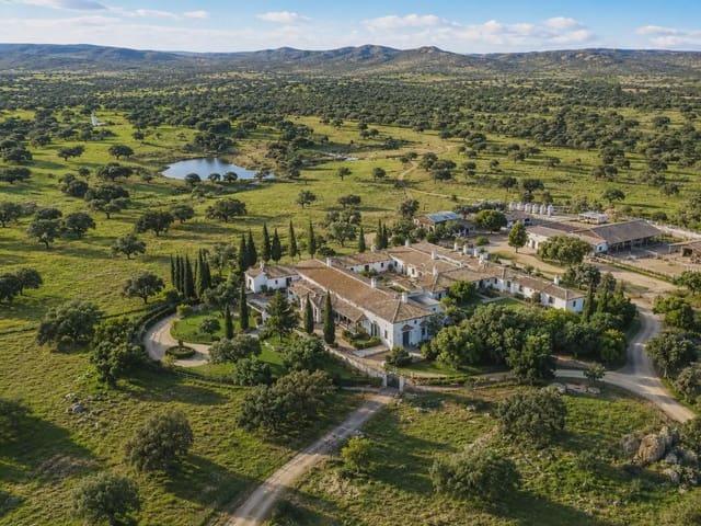 Casa Rural en venta en Almadén, Castilla-La Mancha