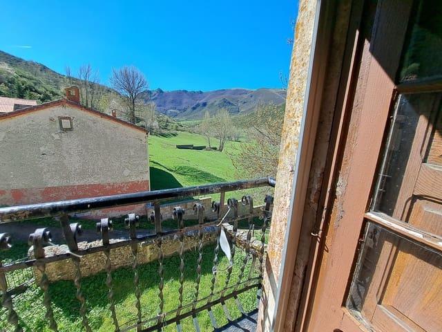 Casa Rural en venta en Cármenes, Cármenes