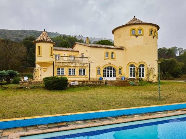 Casa Rural en venta en Celrà
