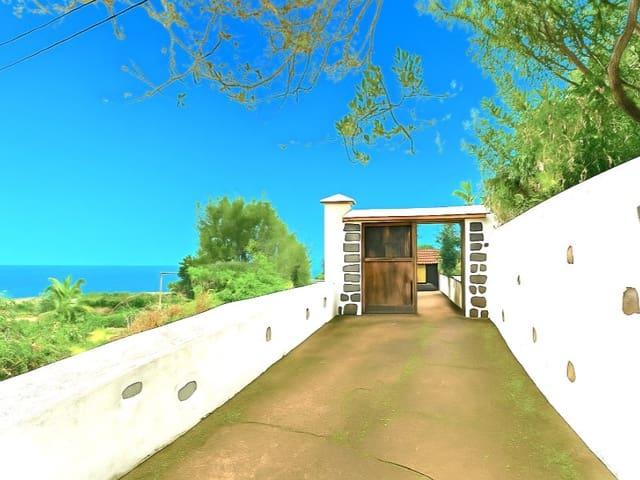 Casa Rural en venta en El Tanque, Canarias