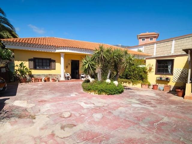 Casa Rural en venta en Los Cuervos, Granadilla de Abona