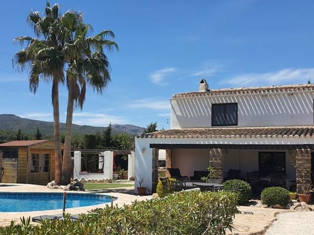 Casa Rural en venta en Adsubia, Valencia