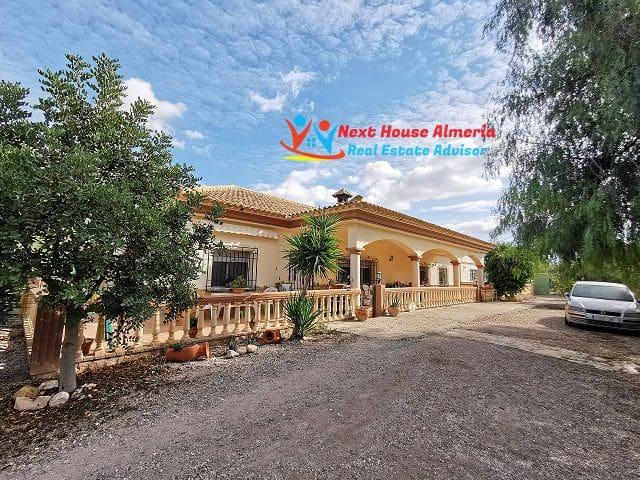 Casa Rural en venta en Los Gallardos, Andalucía