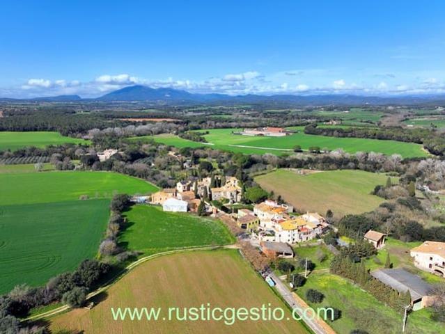 Casa Rural en venta en Alt Empordà, Catalunya