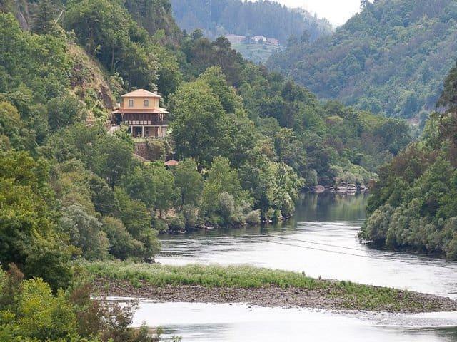 Casa Rural en venta en Nogueira De Ramuín, Nogueira