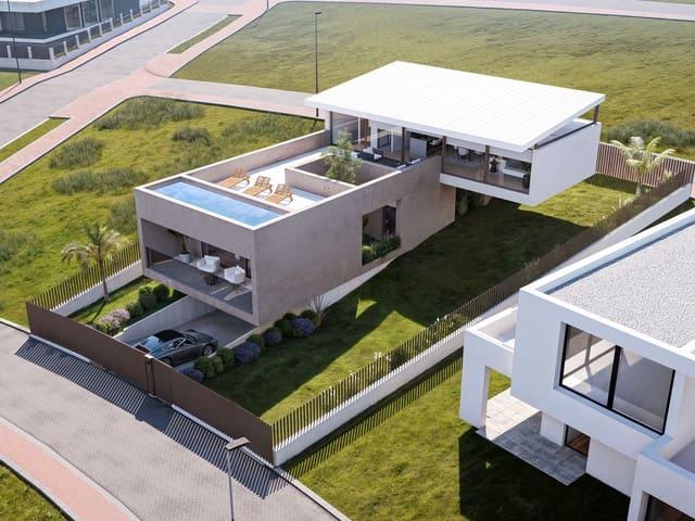 Casa Rural en venta en Oleiros, A Coruña