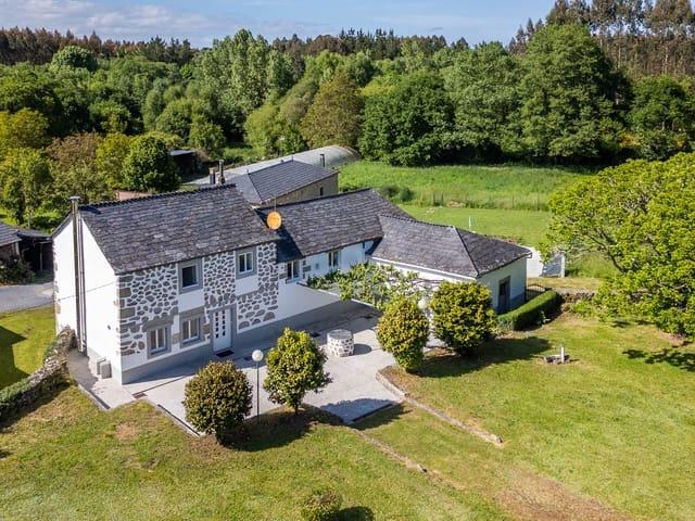Casa Rural en venta en Outeiro De Rei, O Cantón