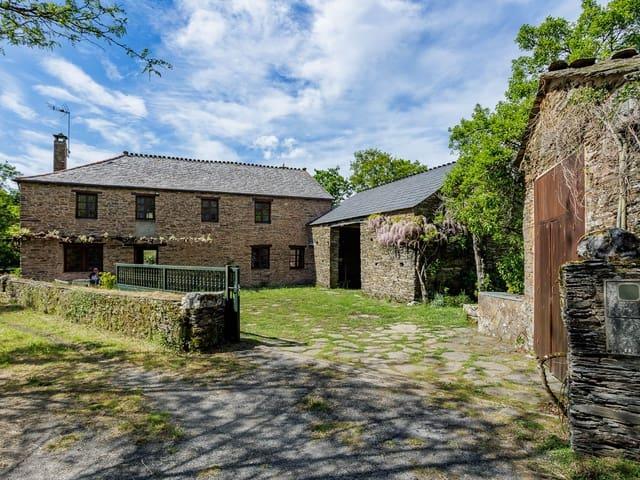 Casa Rural en venta en Outeiro de Rei, Lugo