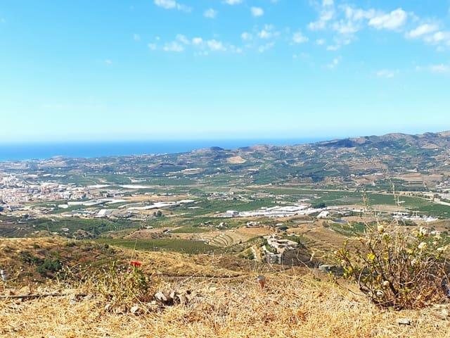 Casa Rural en venta en Capuchinos, Vélez-Málaga