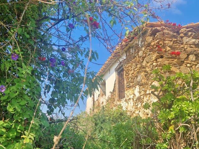 Casa Rural en venta en Capuchinos, Vélez-Málaga