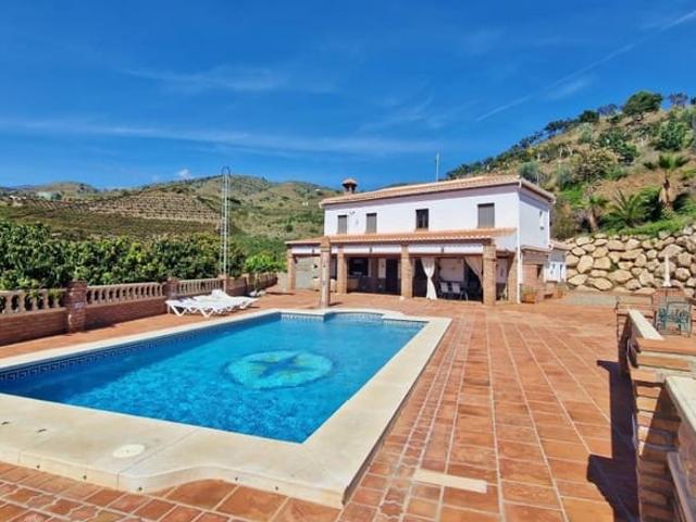 Casa Rural en venta en Capuchinos, La Axarquía