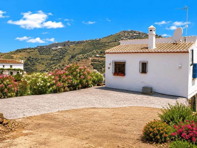 Casa en alquiler en La Axarquía, Andalucía