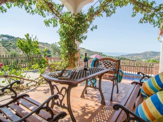 Casa en alquiler en La Axarquía, Andalucía