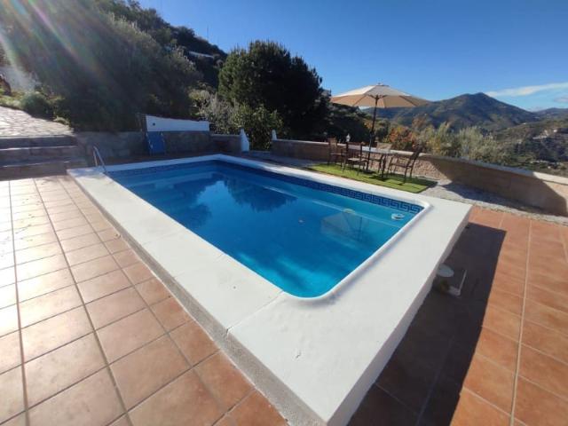 Casa en alquiler en La Axarquía, Andalucía