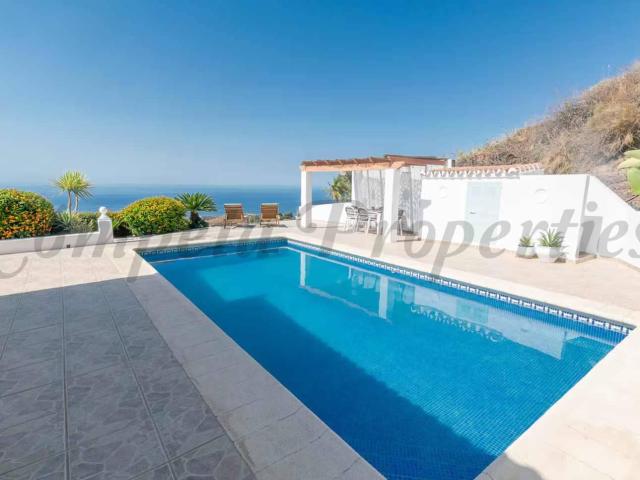 Casa en alquiler en La Axarquía, Andalucía