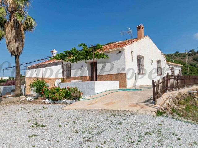 Casa en alquiler en Torrox Park, Torrox