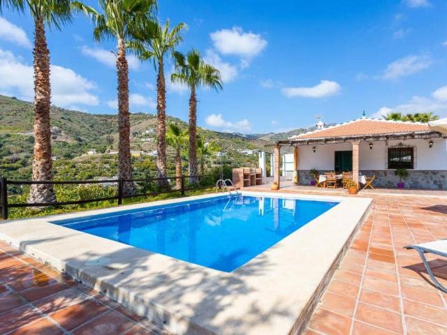 Casa en alquiler en Torrox, Málaga