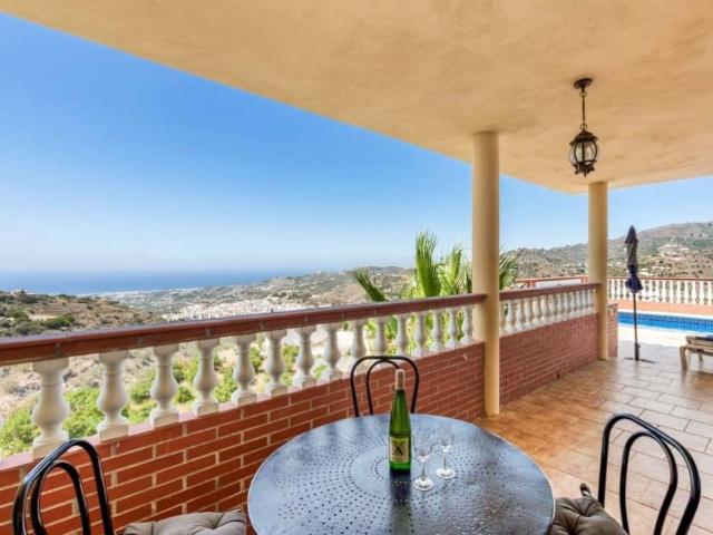Casa en alquiler en La Axarquía, Andalucía