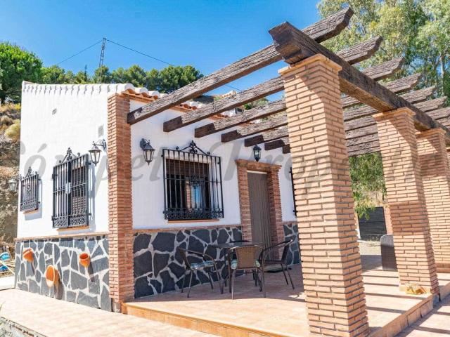 Casa en alquiler en La Axarquía, Andalucía