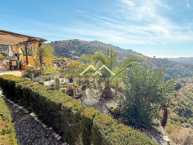 Casa en alquiler en Torrox, Málaga