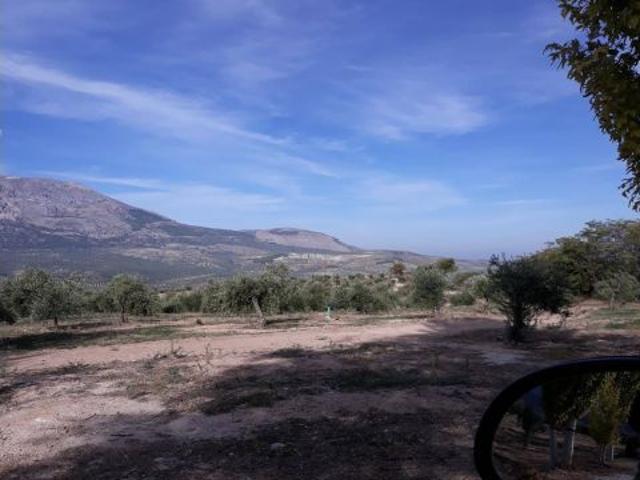 Local Comercial en venta en Bedmar Y Garcíez, Andalucía