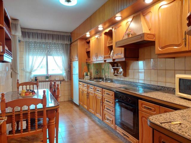 Apartamento en alquiler en Centro, Ourense