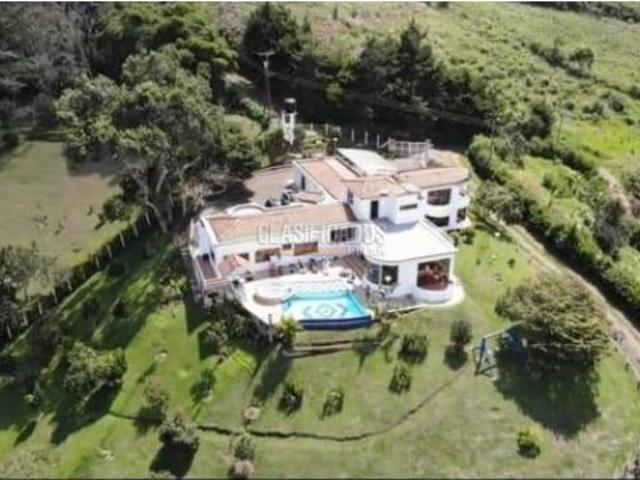 Finca en venta en Restrepo, Valle Del Cauca