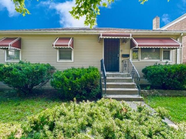 House for sale in Harvey, Illinois