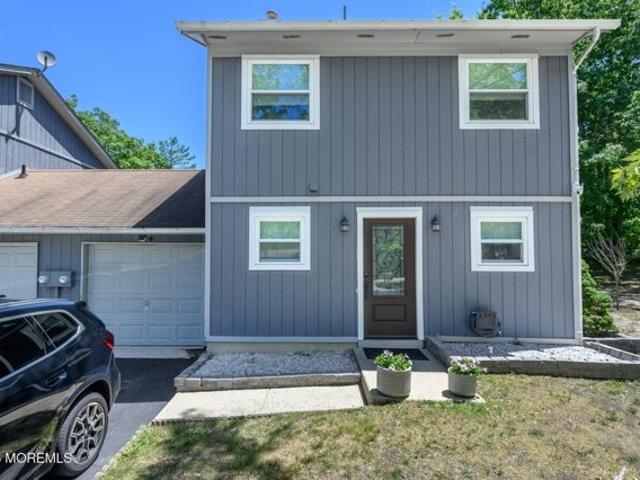 House for sale in Windmill Club, Howell Township