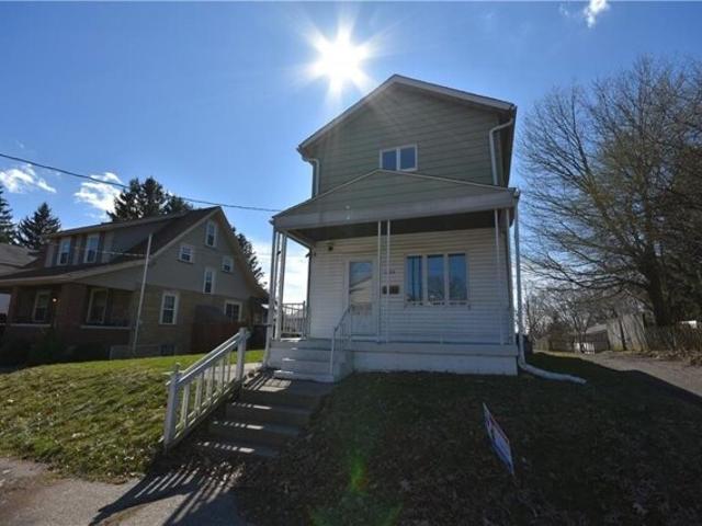 House for sale in New Castle, Pennsylvania