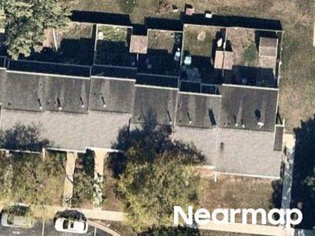 Townhouse for sale in Schaumburg, Illinois