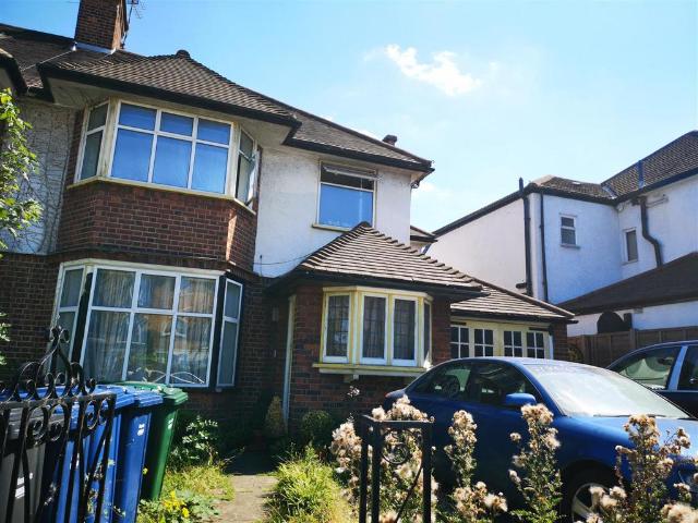 Apartment for rent in London Borough of Barnet, Greater London