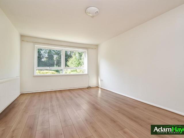 Apartment for rent in North Finchley, Greater London
