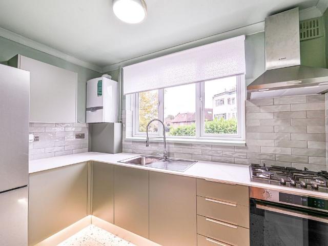 House for rent in London Borough of Barnet, Greater London