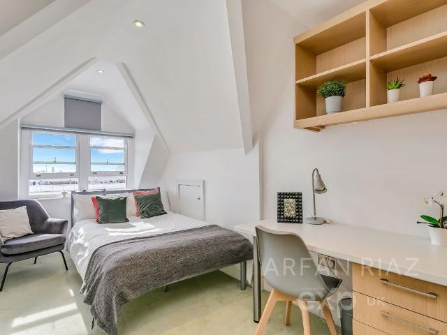 Studio for rent in South Hampstead, Greater London