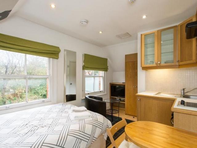 Studio for rent in West Hampstead, Greater London