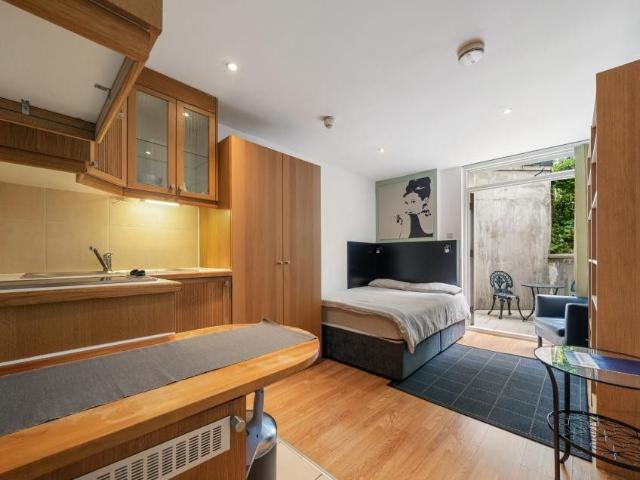 Studio for rent in West Hampstead, Greater London