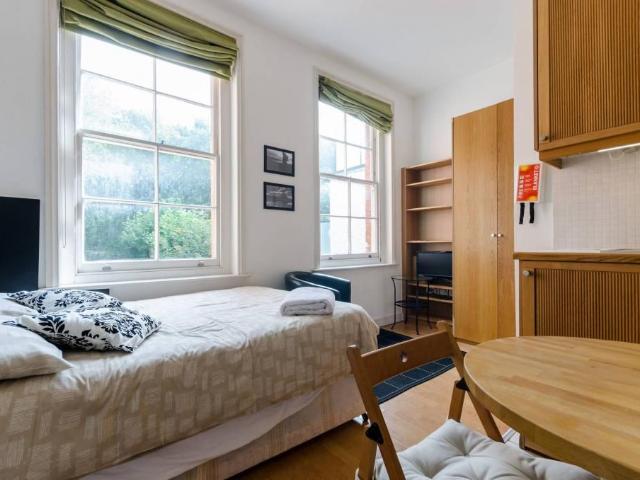 Studio for rent in West Hampstead, Greater London