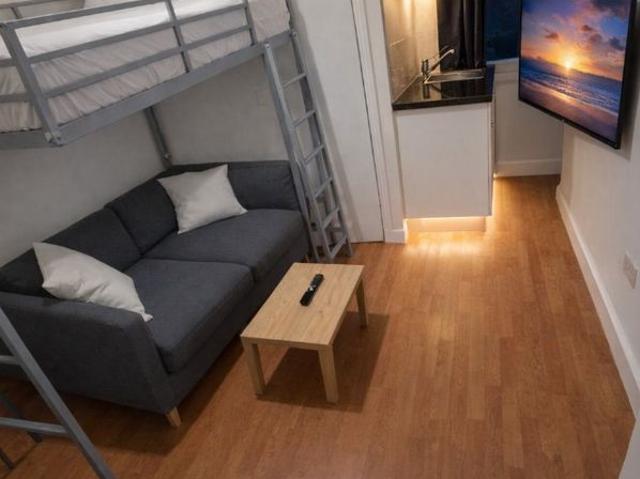 Studio for rent in South Hampstead, Greater London
