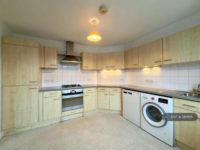 Apartment for rent in Golders Green, Isle Of Man