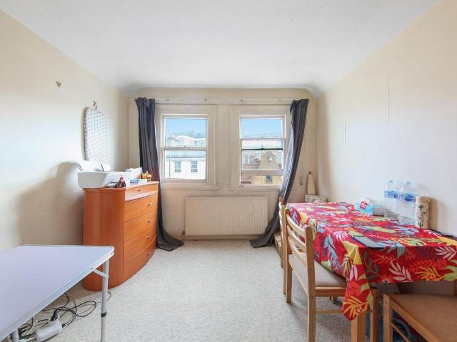 Apartment for rent in Golders Green, Greater London