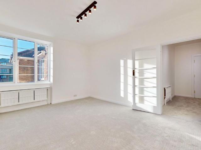 Apartment for rent in Golders Green, Greater London