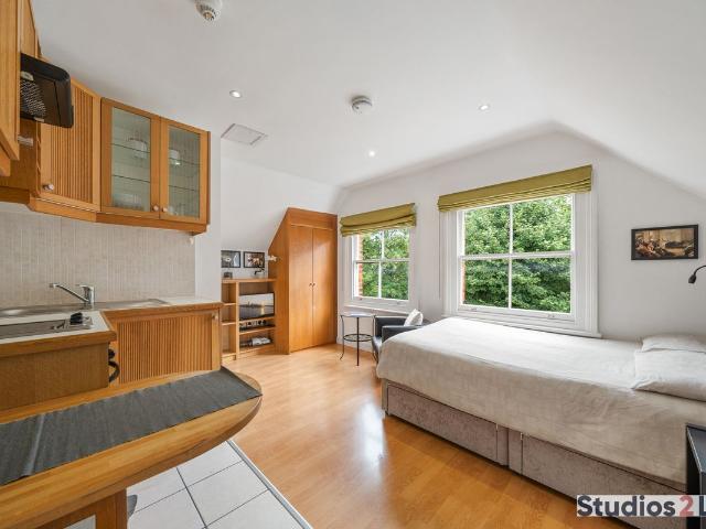 Studio for rent in West Hampstead, Greater London
