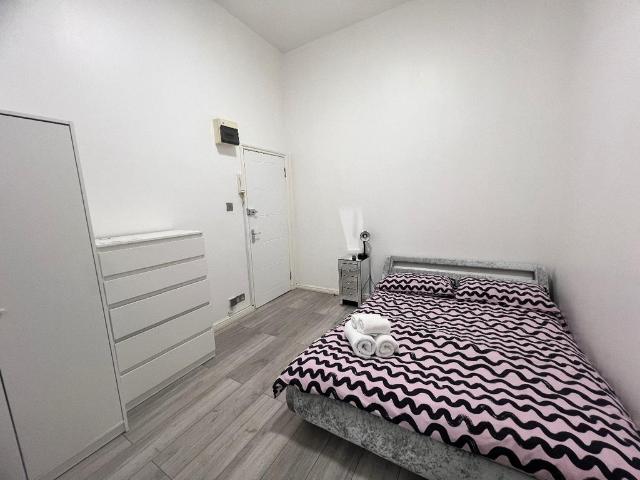Apartment for rent in South Hampstead, Greater London
