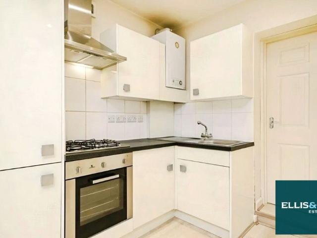 Studio for rent in London Borough of Barnet, Greater London