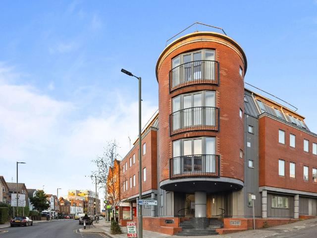 House for rent in Childs Hill, Greater London