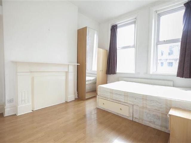 Studio for rent in The Grand Parade, Greater London